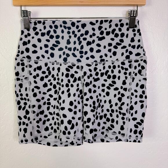 Sunzel No Front Seam Tummy Control High Waist Biker Shorts Leopard Pockets sz L - Picture 2 of 5